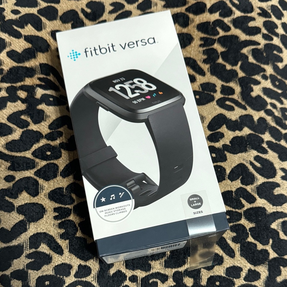 Fitbit Versa Charcoal Smartwatch